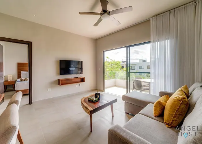 Tranquil Onsite Pool Gym And Playground Playa del Carmen