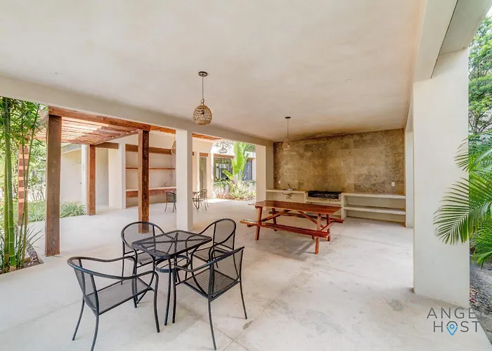 Apartment Tranquil Onsite Pool Gym And Playground *