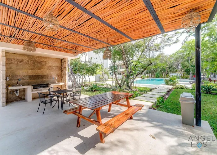 Tranquil Onsite Pool Gym And Playground * Playa del Carmen