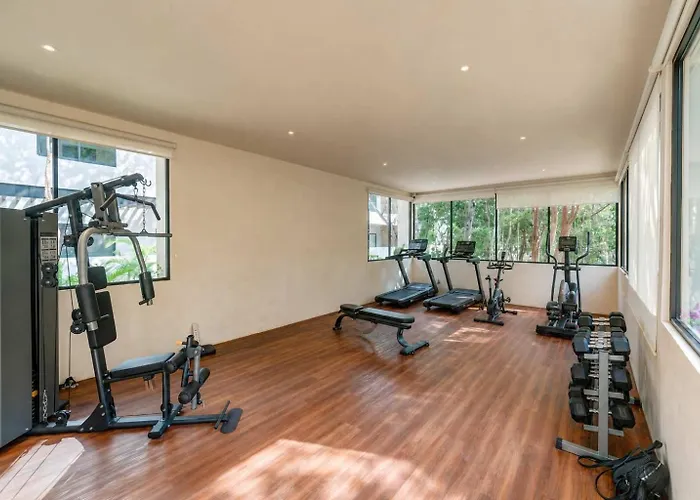 Apartment Tranquil Onsite Pool Gym And Playground *